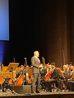 Nikolaus Bachler bei seiner Anspräche